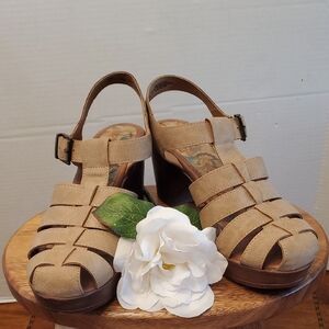 b.o.c. Fisherman Faux Leather Heeled Sandals Clogs, Size 10 M